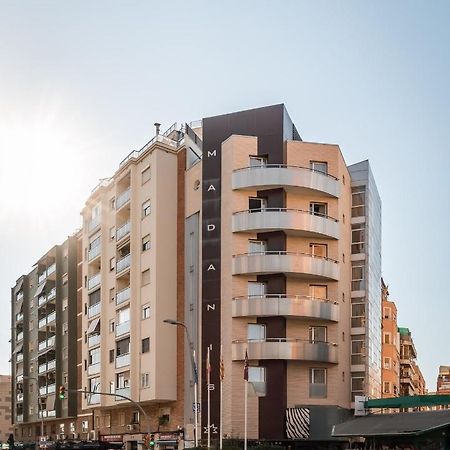 Hotel Madanis Barcelona Exterior photo