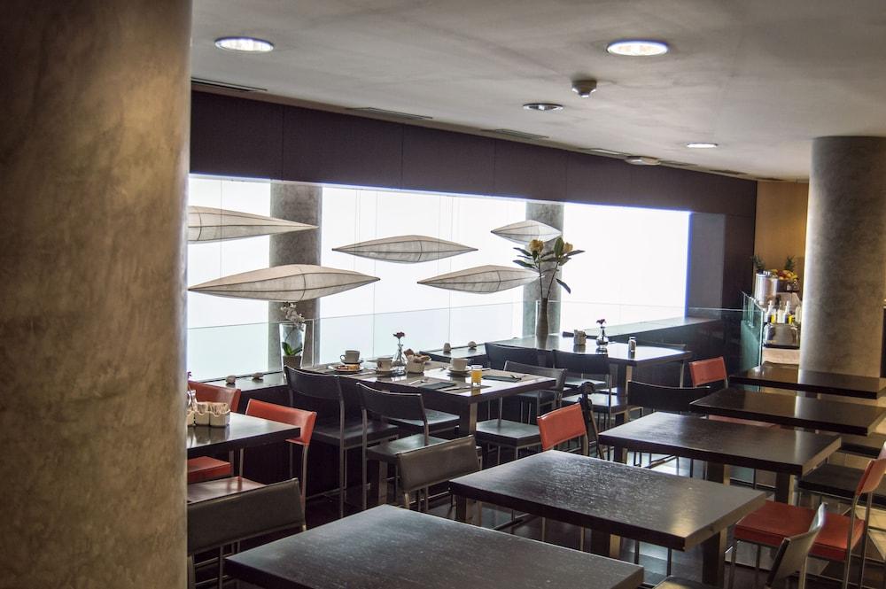 Hotel Madanis Barcelona Exterior photo