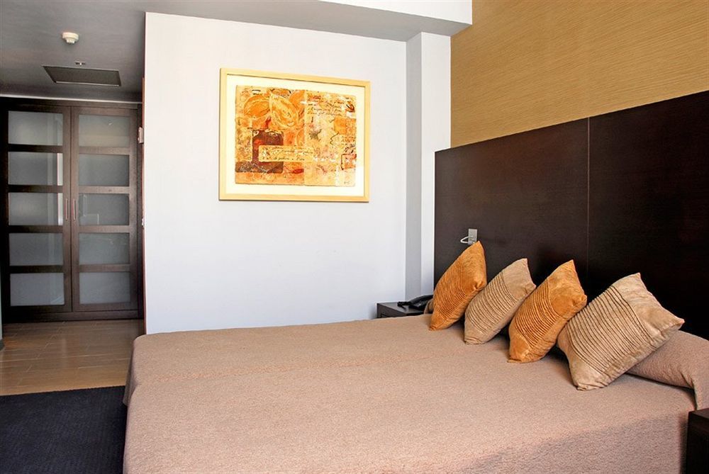 Hotel Madanis Barcelona Room photo